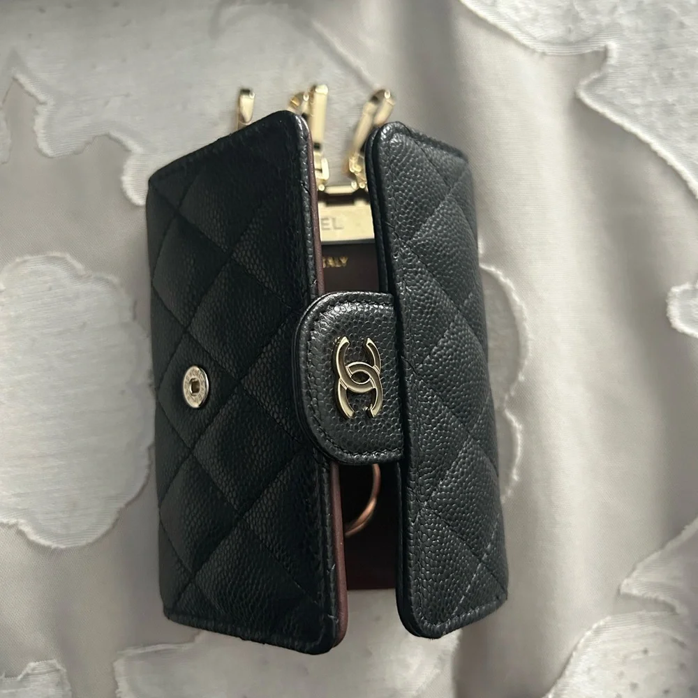 CHANEL Black Caviar Key Holder - NWT - Picture 2 of 8